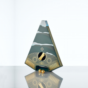 Advent calendar redesign based on the shape of a Christmas tree 